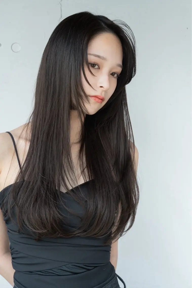 ロング カラー 透明感カラー 韓国風ヘア トリートメント ヘアカラー 白木 優花のヘアスタイル