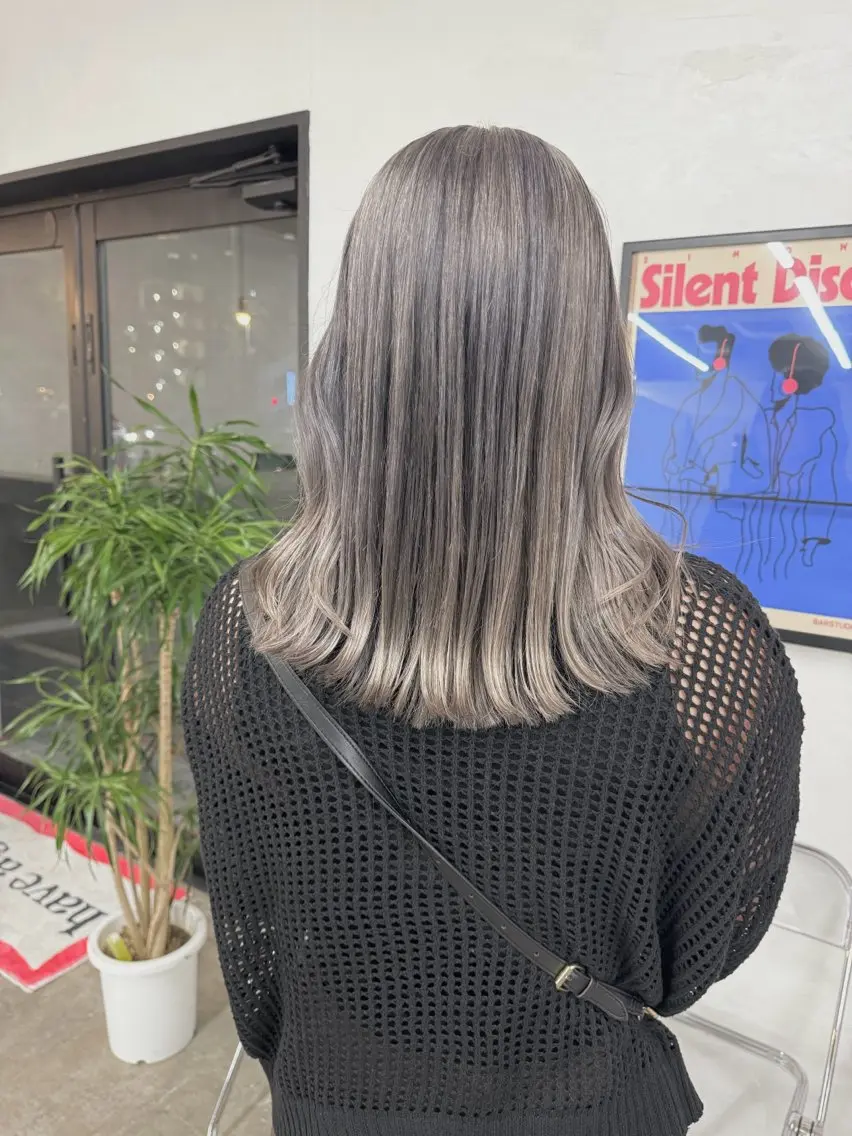 ミディアム カラー ヘアカラー トリートメント miloc🫧 MOMOYOのヘアスタイル