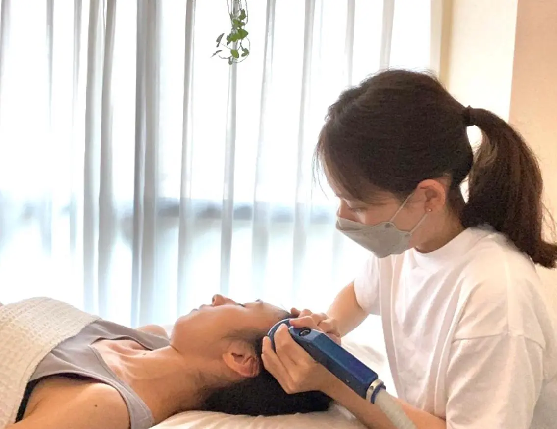 ヘアアレンジ メンズ キッズ ネイル マツエク・マツパ アイブロウ 新感覚マシン× ドライヘッドのエステ・リラクイメージ