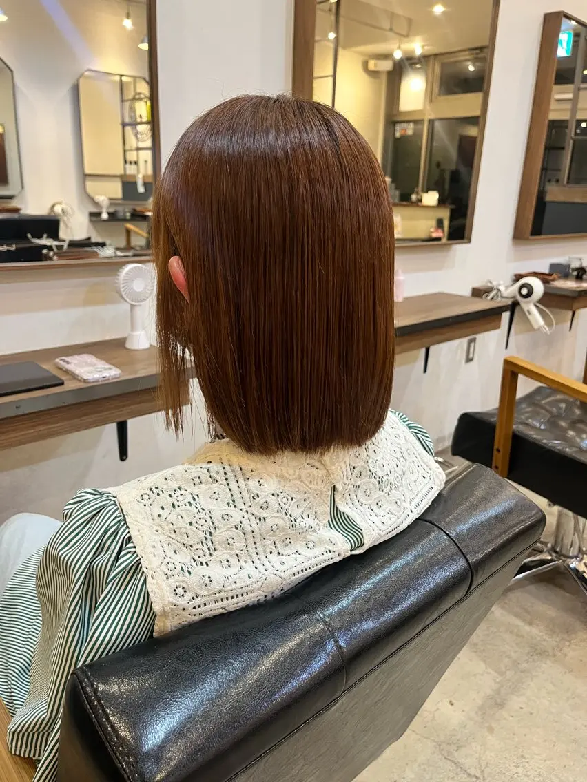 ショート ヘアカラー 小堀 いぶきのヘアスタイル