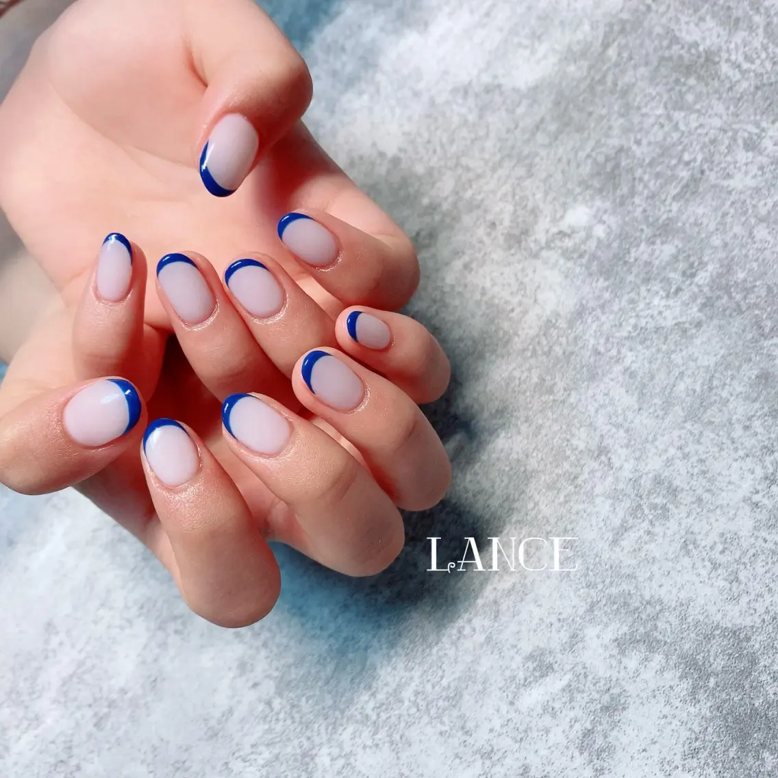 ネイル オーロラネイル フレンチネイル グラデーション キラキラネイル 韓国ネイル ハンドネイル Lance nailのネイルデザイン