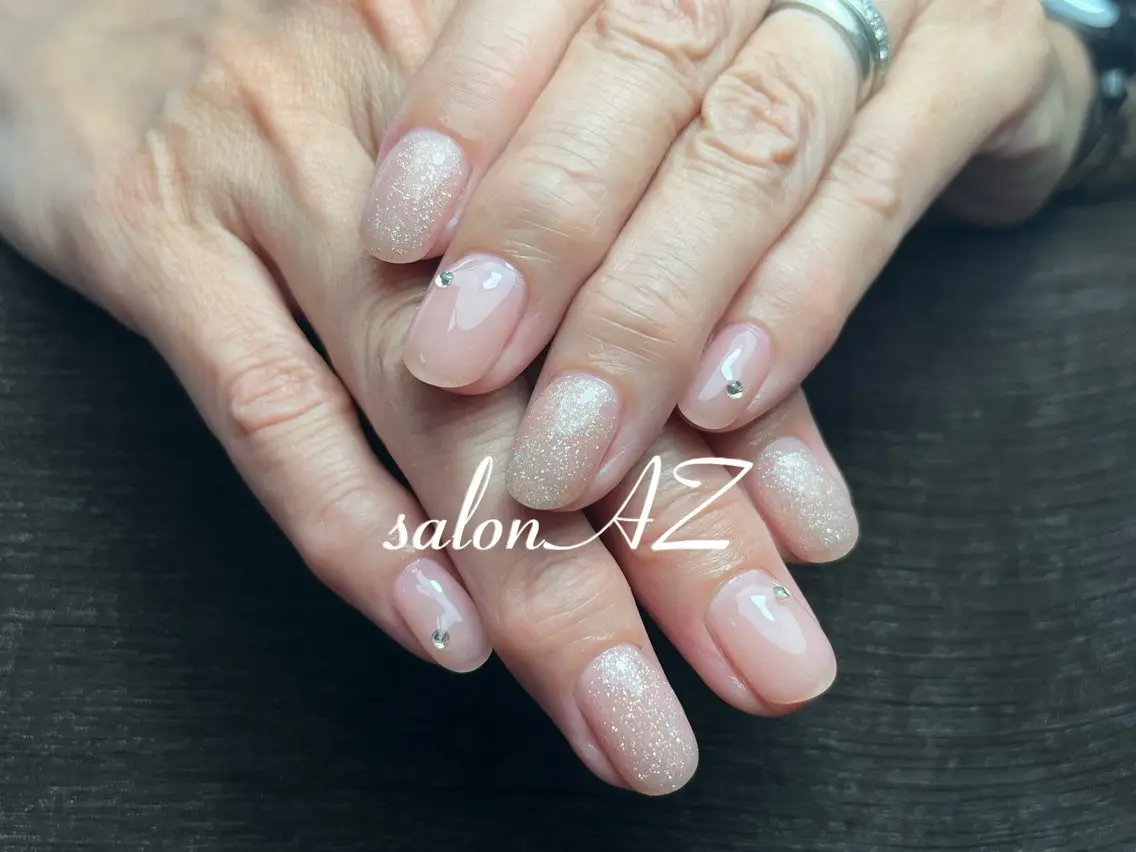 ネイル アートネイル 長さ出し フットネイル フレンチネイル ジェルネイル salon AZのネイルデザイン