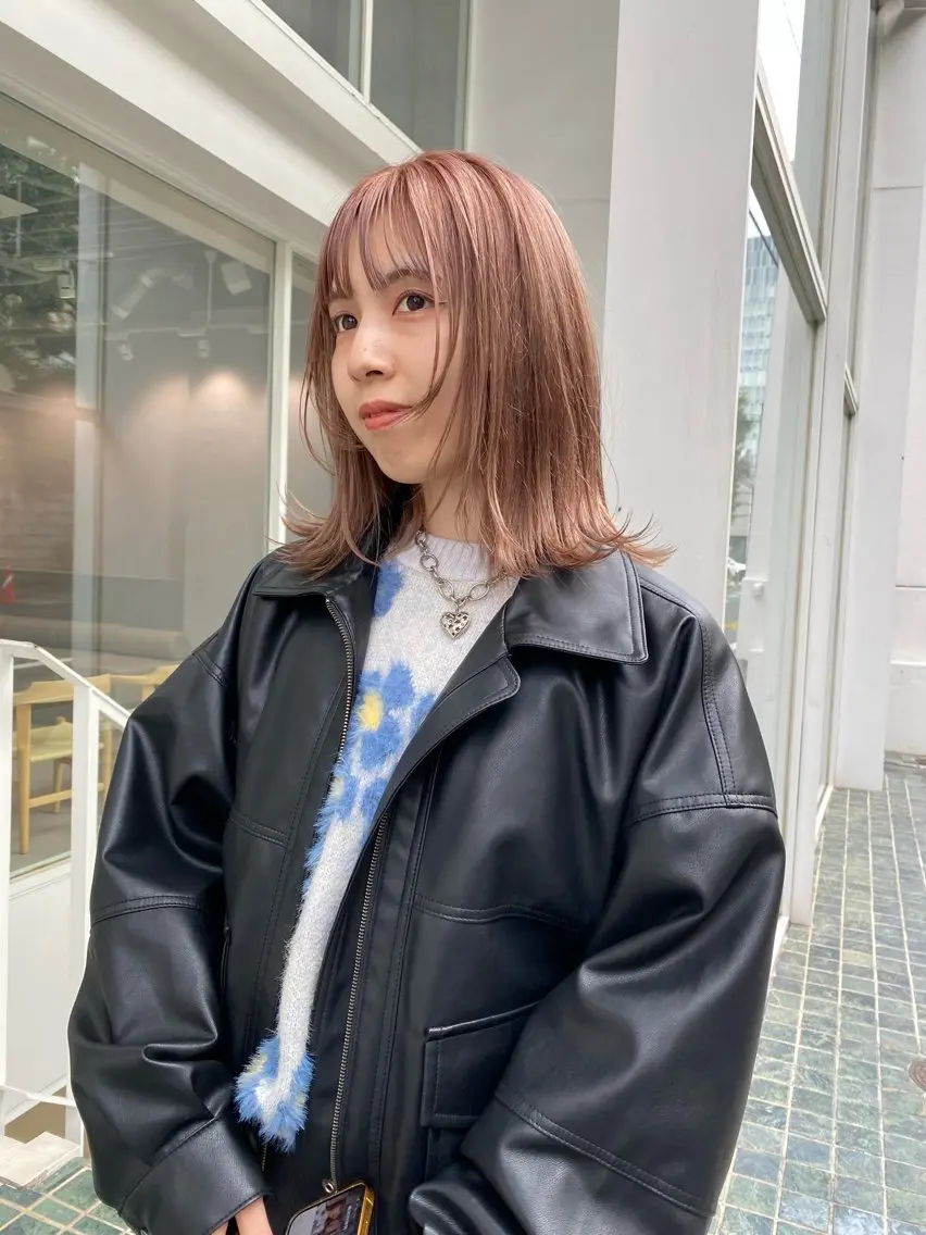 ミディアム ミディアムレイヤー レイヤーカット カット ヘアカラー 栗原 瑞稀のヘアスタイル