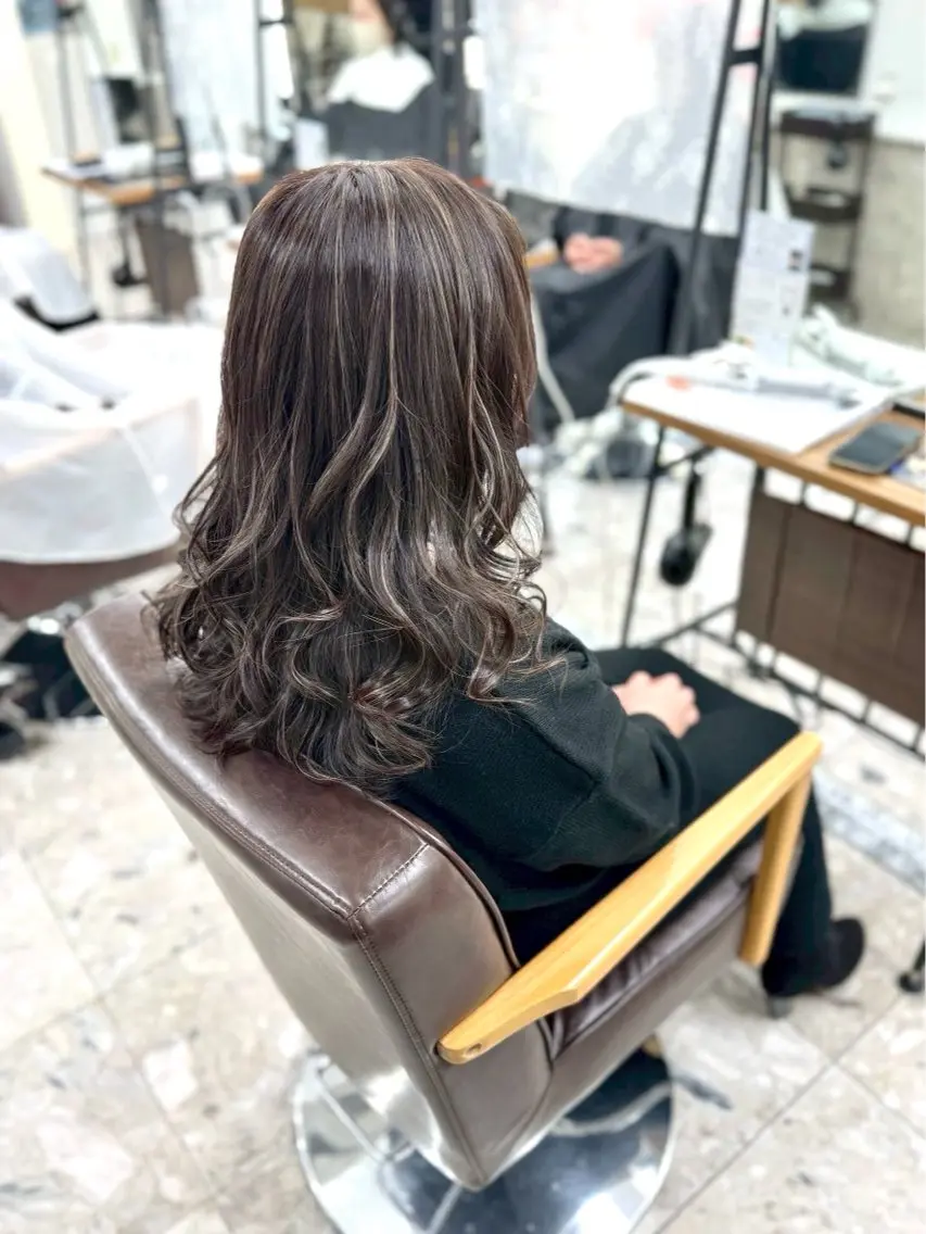 ロング カラー カット ヘアカラー ✨ハイライト特化 小澤✨のヘアスタイル