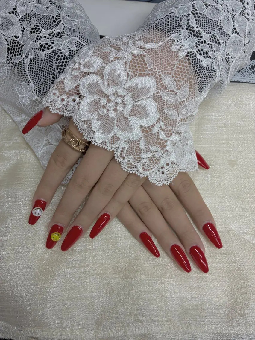 ネイル Rnailsalon リンゴのネイルデザイン