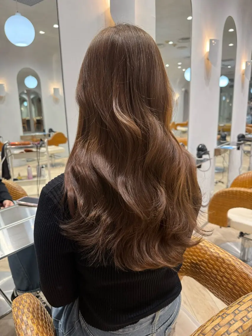 ロング カラー ヘアカラー ヒジオカ リナのヘアスタイル