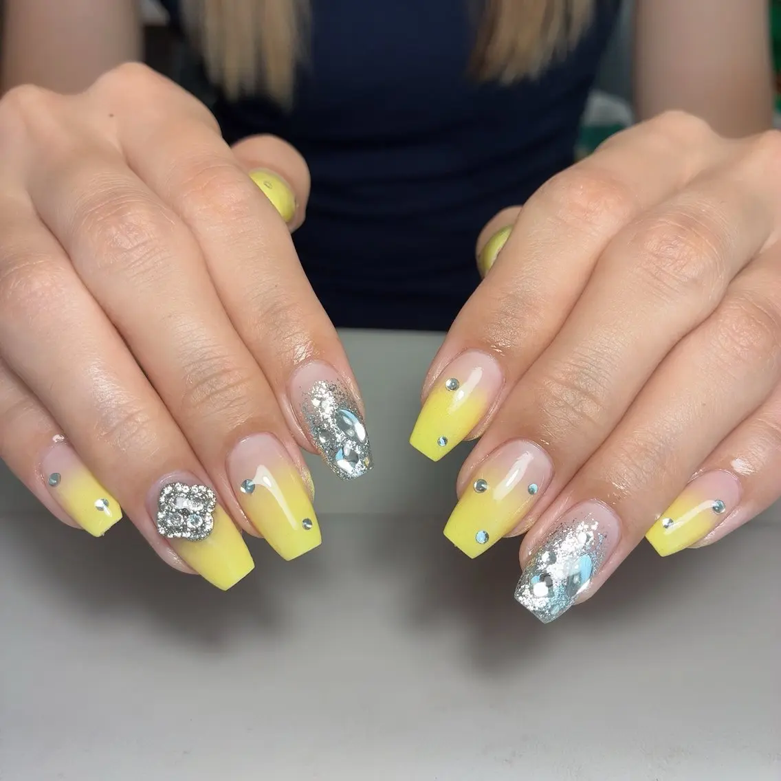 ネイル ハンドネイル NAIL SALON Eclat しほのネイルデザイン