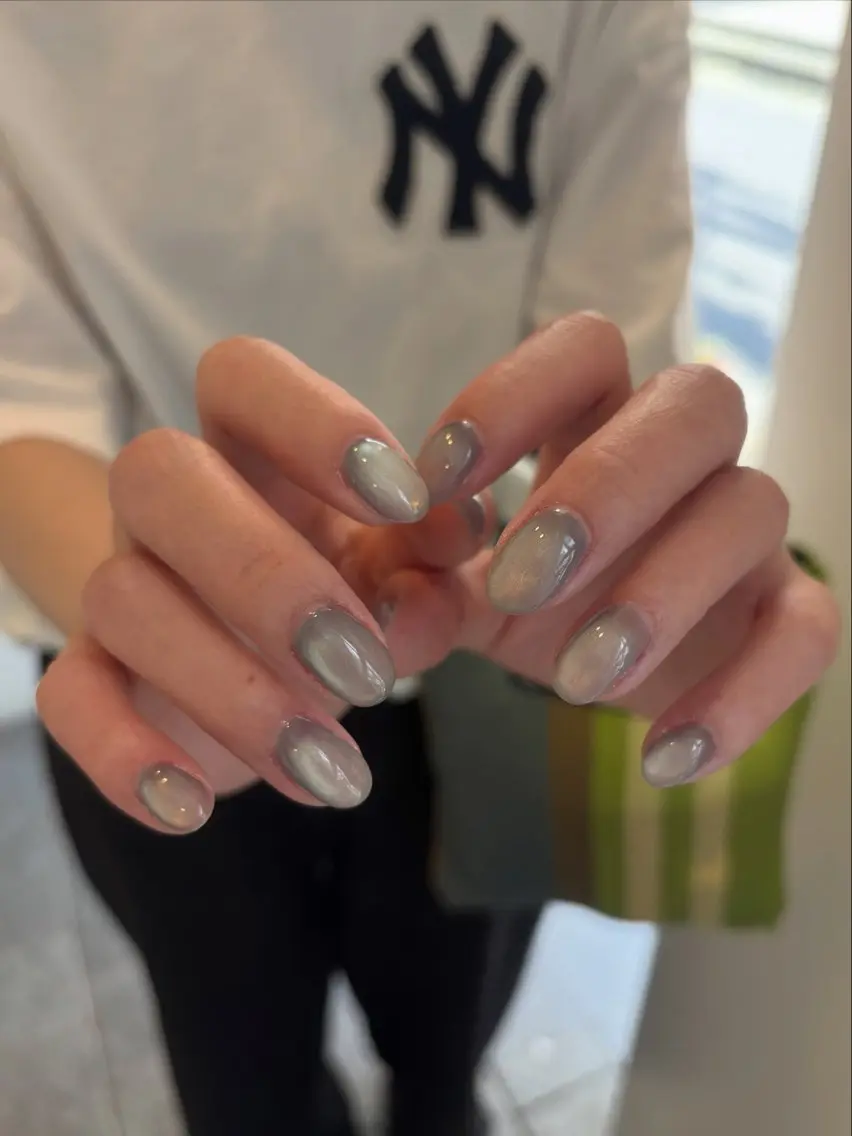ネイル マグネットネイル マグネットワンカラー ワンカラーネイル filonnail akaneのネイルデザイン