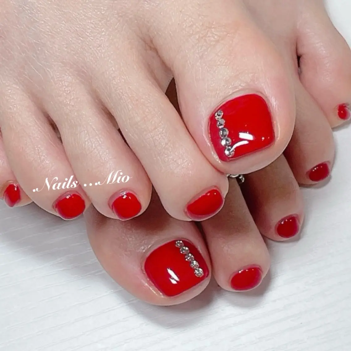 ネイル アートネイル フットネイル ジェルネイル ワンカラーネイル ストーンネイル .Nails Mio 赤羽西ネイルサロンのネイルデザイン