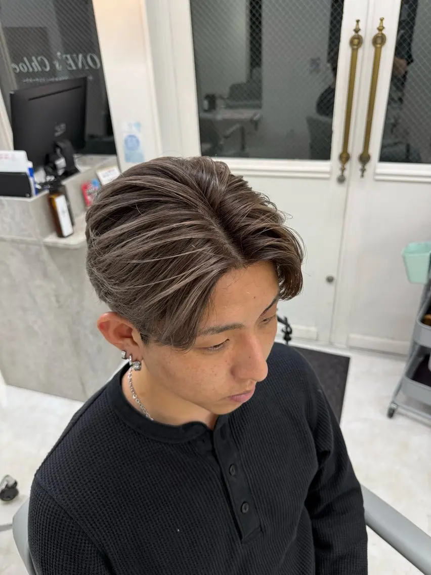 ⚡️【メンズ限定】⚡️ブリーチ+バレイヤージュカラー+トリートメント(韓国/ミニモ学割/センターパート/メッシュ/)の写真