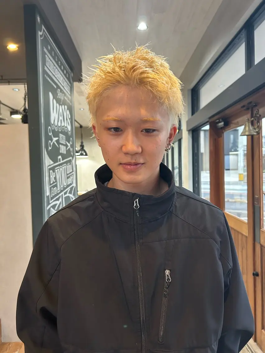 【 men's 限定 ⚡️】 cut + bleach 💈の写真