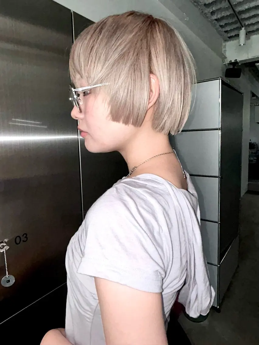 ショート MISAKI ショート透明感カラーのヘアスタイル