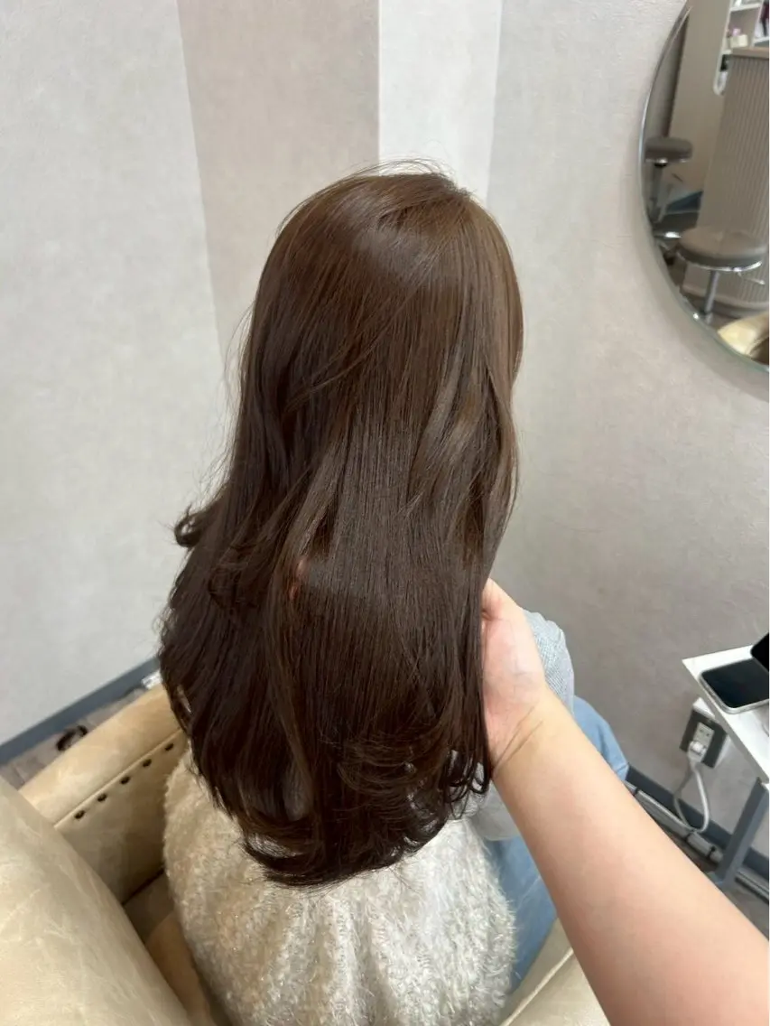 カラー ヘアカラー Misaki / 艶カラーのヘアスタイル