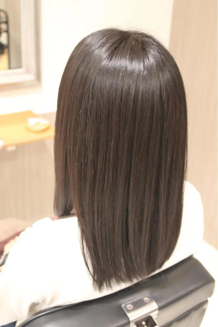 うねり・パサつき改善✂️カット ✂️+極潤ミストヘアカラー +ミネラルトリートメントの写真