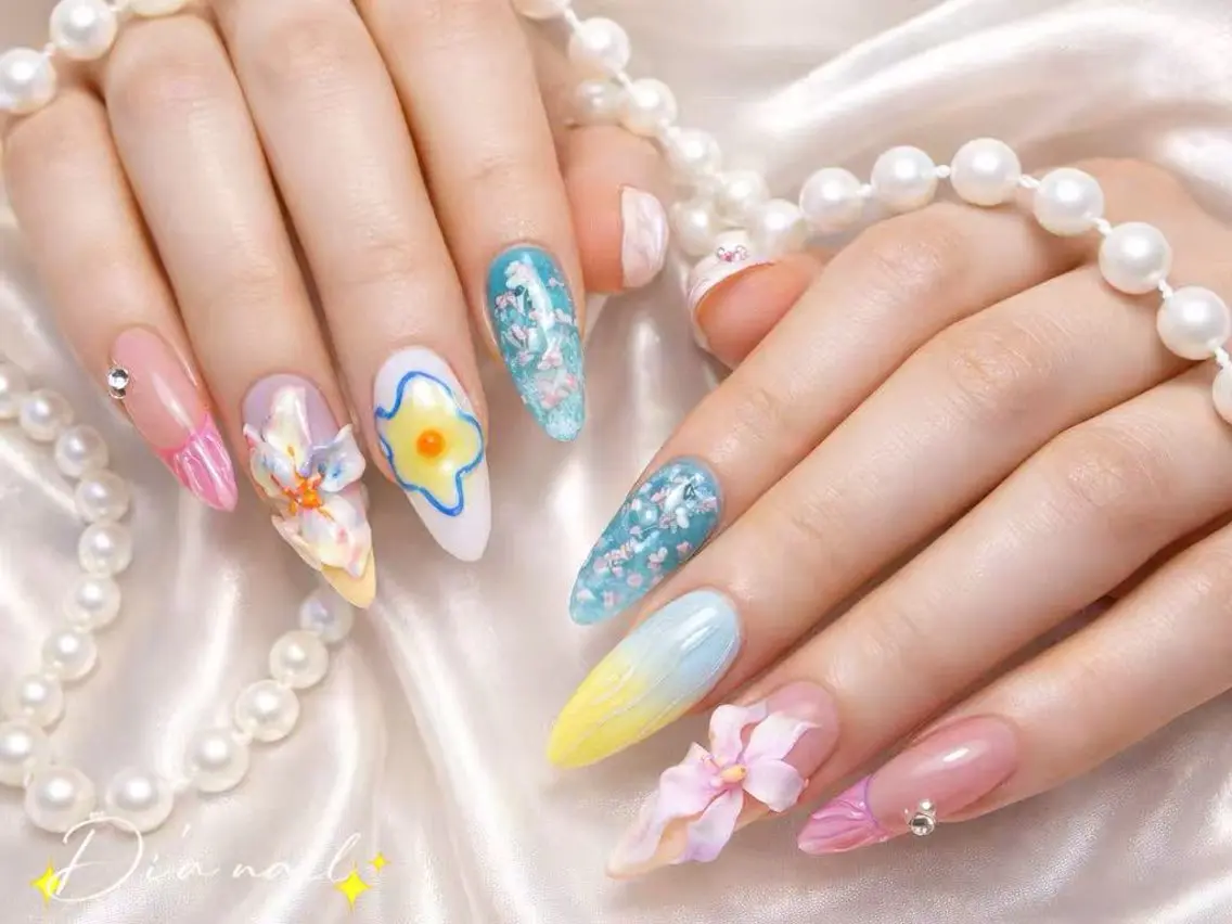 ネイル チークネイル ジェルネイル グラデーション マグネットネイル ニュアンスネイル Di'a nail ネイルサロンのネイルデザイン