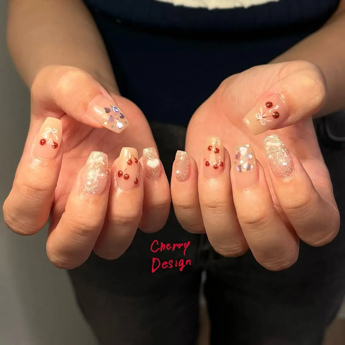 ネイル ハンドネイル フットネイル neroria nailのネイルデザイン