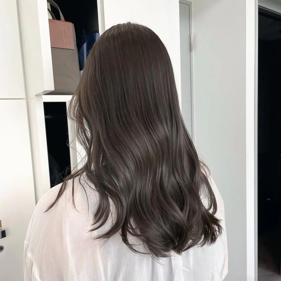ロング ヘアカラー トリートメント ヘッドスパ 柔らか透け感カラー 🌿ムロヤリョウスケのヘアスタイル