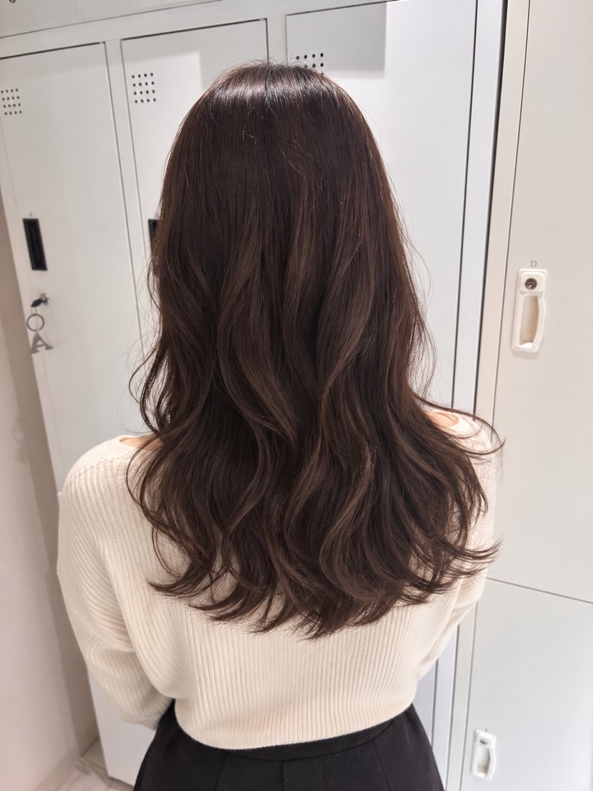 セミロング パーマ newi ＋uta＊ りさのヘアスタイル
