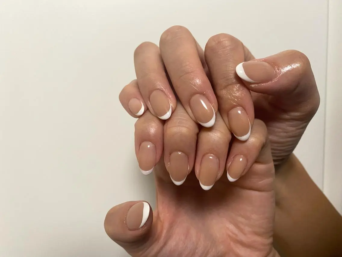 ネイル フレンチネイル ジェルネイル ニュアンスネイル ハンドネイル Nroom. /はるのネイルデザイン