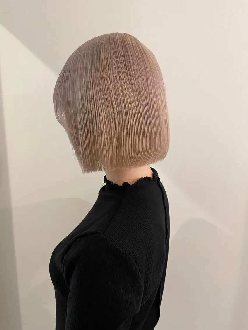 ショート カラー ブリーチ ハイトーンカラー ヘアカラー 渋谷 留菜のヘアスタイル
