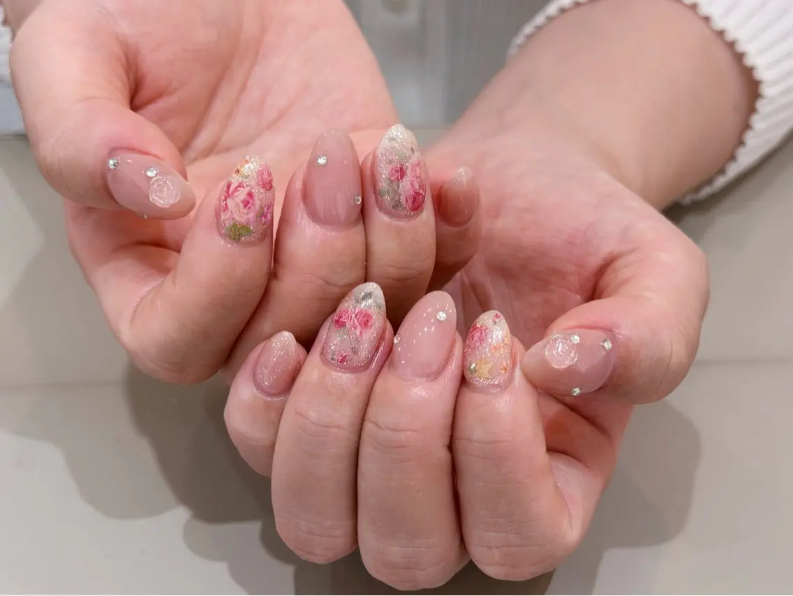 ネイル ハンドネイル CHERIR AKIのネイルデザイン