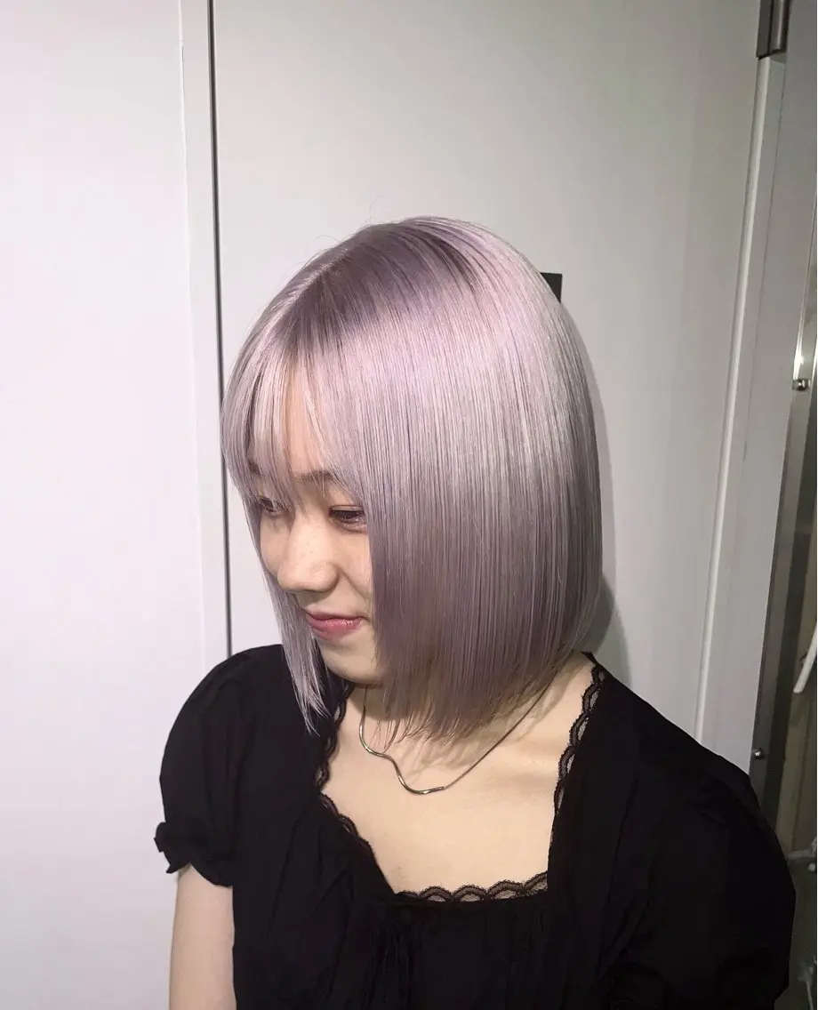 ミディアム カラー ブリーチ シルバー カット 渋谷/ハイトーン/ プルエクステ/大和のヘアスタイル