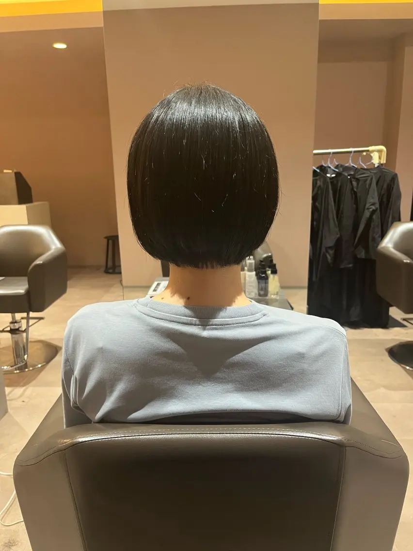 ショート ボブ カット 坂本 翔のヘアスタイル