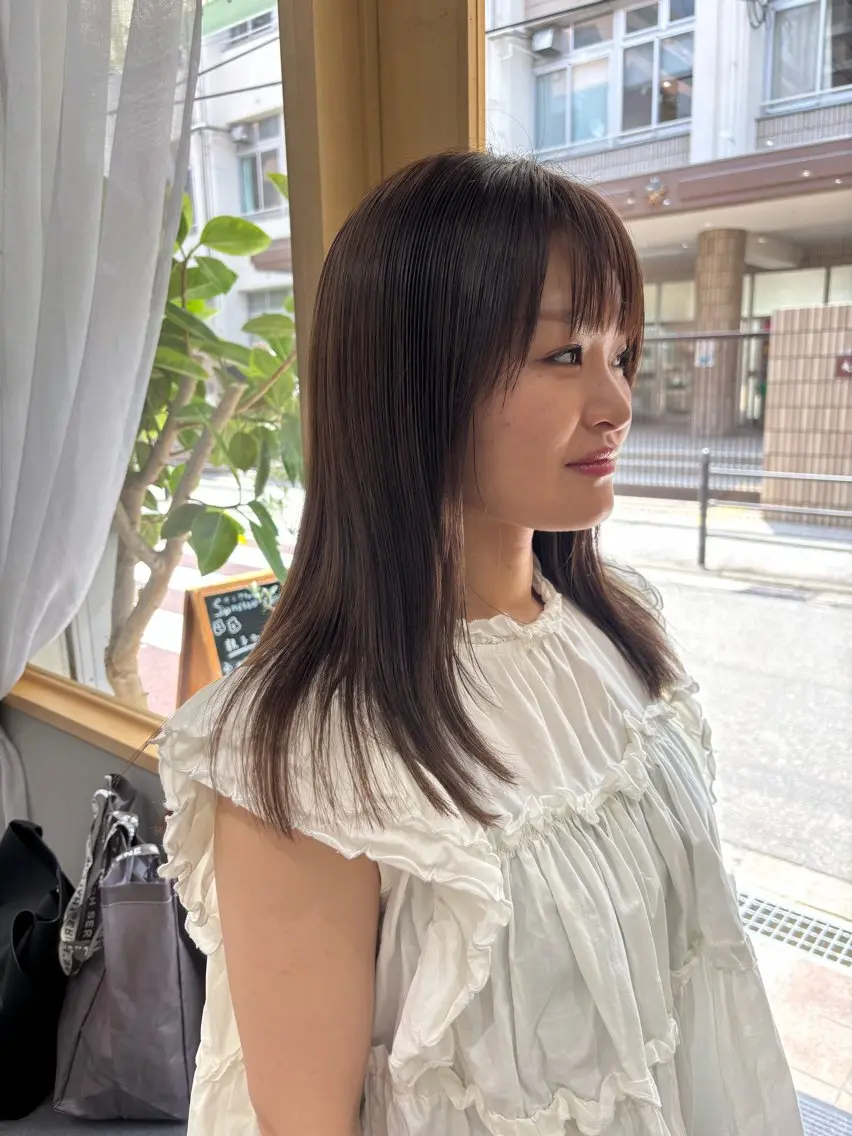 セミロング カット ヘアカラー 山本 銘子のヘアスタイル