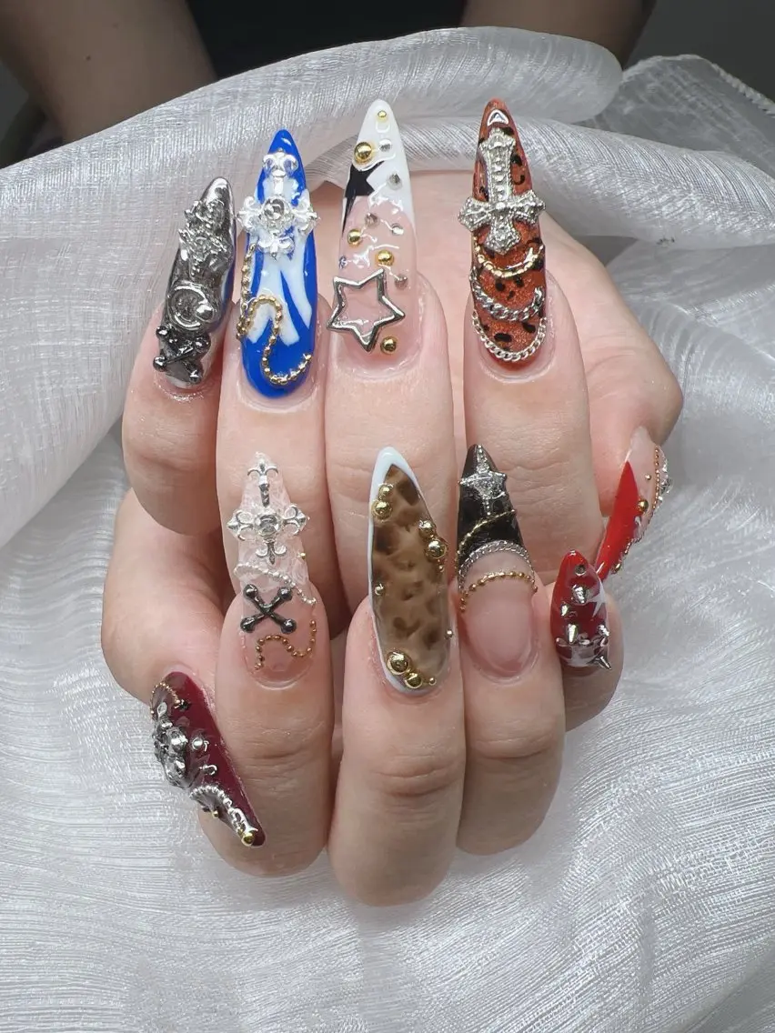 ネイル 長さ出し グラデーション キラキラネイル マグネットネイル ニュアンスネイル ハンドネイル Lee Nails チップ長さだし専門店のネイルデザイン