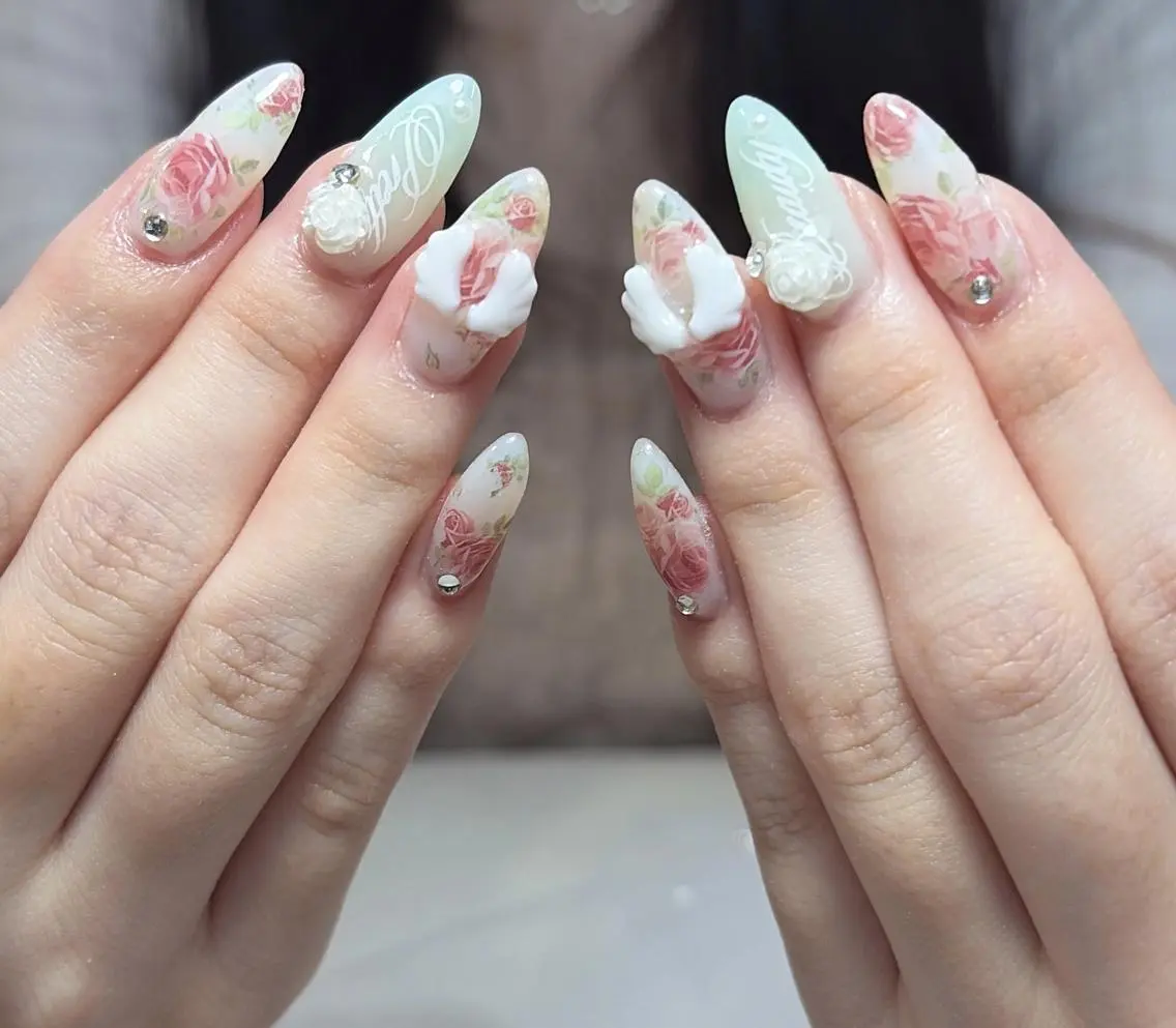 ネイル ハンドネイル KIRA Nailsのネイルデザイン