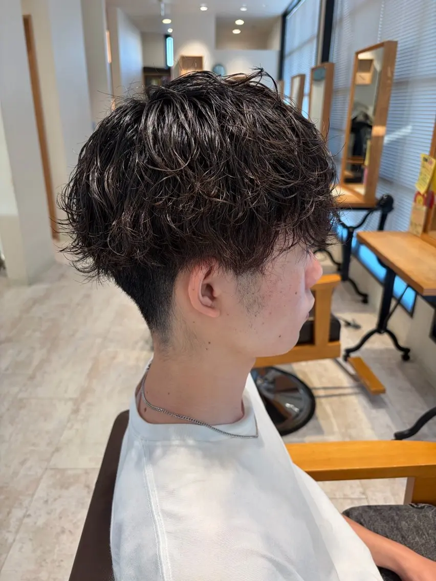 【メンズ学生平日限定】カット+パーマの写真