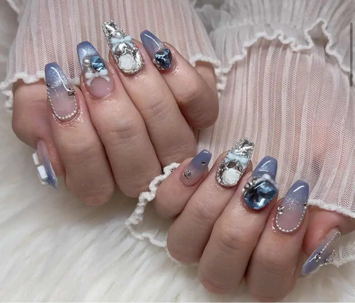 ネイル アートネイル フレンチネイル ジェルネイル キラキラネイル ニュアンスネイル ハンドネイル Ryu Nail NekoChanのネイルデザイン
