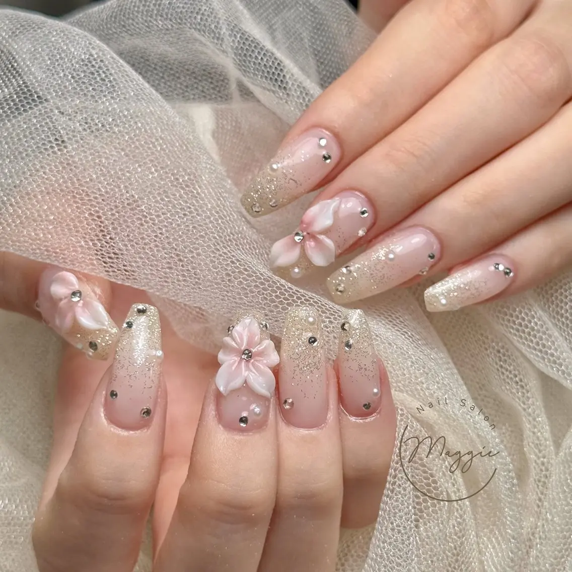ネイル Maggie Nail🦩のネイルデザイン