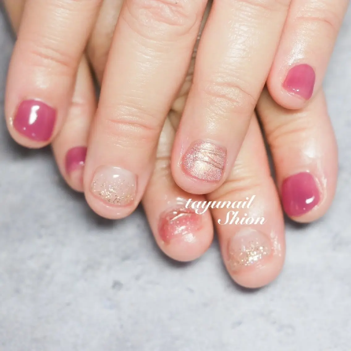 ネイル ジェルネイル キラキラネイル マグネットネイル ニュアンスネイル パラジェル ネイルサロン 【たゆnail】のネイルデザイン