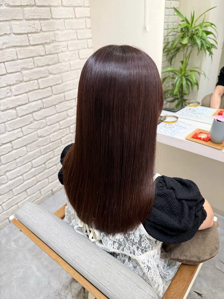ミディアム ピンクブラウン カット ヘアカラー トリートメント 髪質改善&艶感カラー 🪄岡井美結のヘアスタイル
