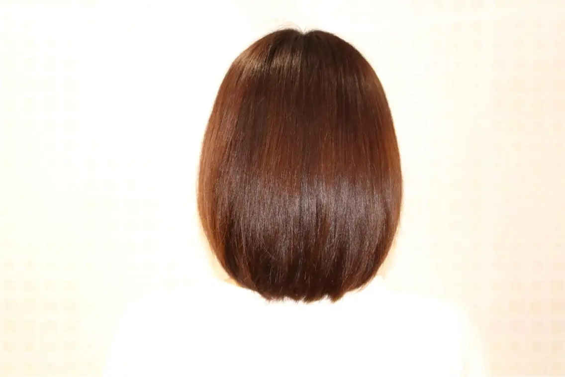 ミディアム カラー ヘアサロン オーファ予約係の眉毛・アイブロウイメージ