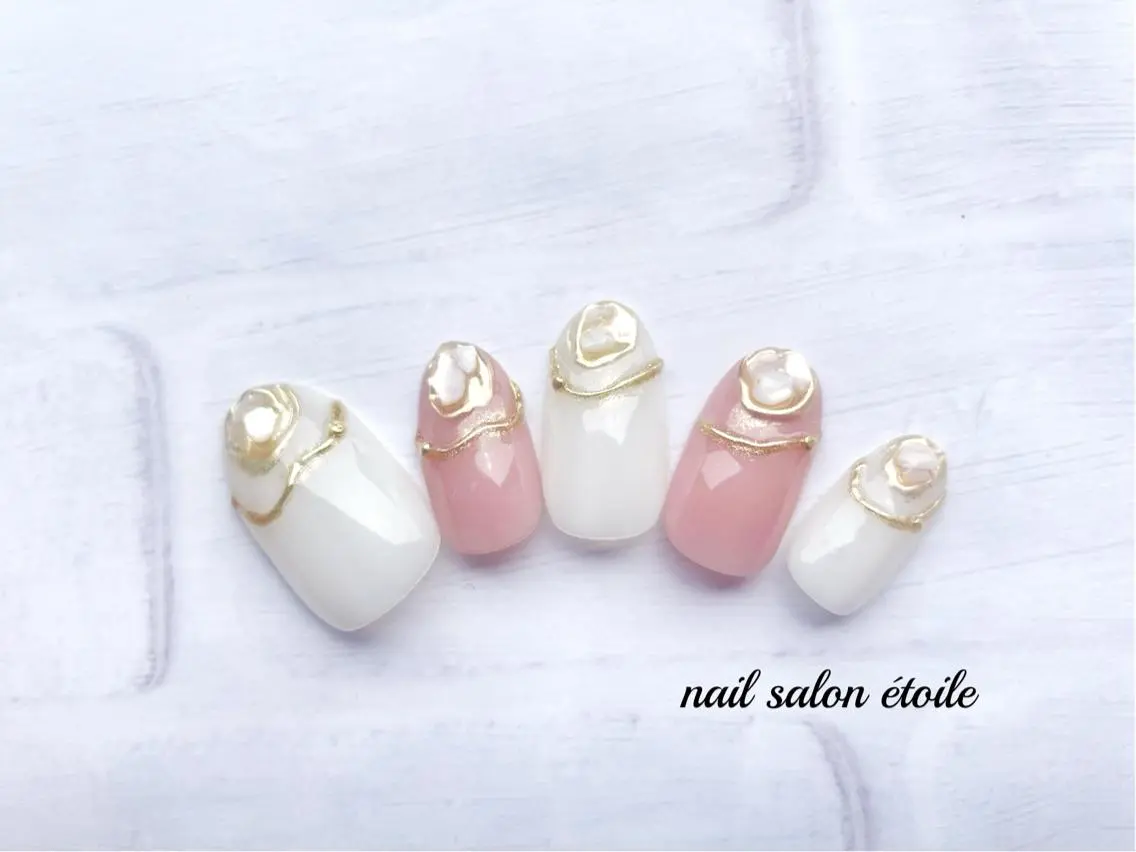 ネイル ジェルネイル ミラーネイル ニュアンスネイル オフィスネイル ピンク ハンドネイル nail salon étoileのネイルデザイン