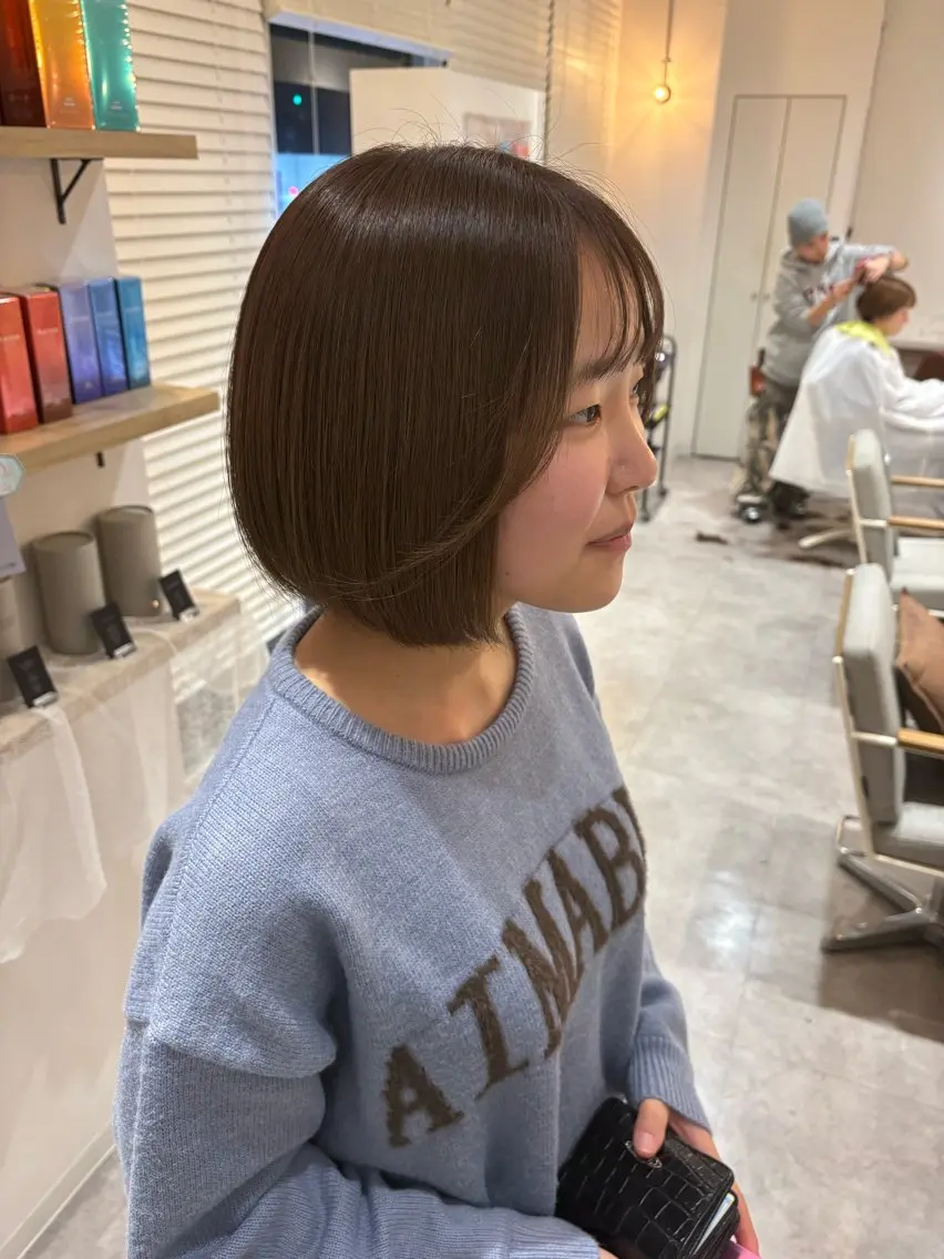 ミディアム カラー カット ヘアカラー トリートメント 中尾 唯音名のヘアスタイル
