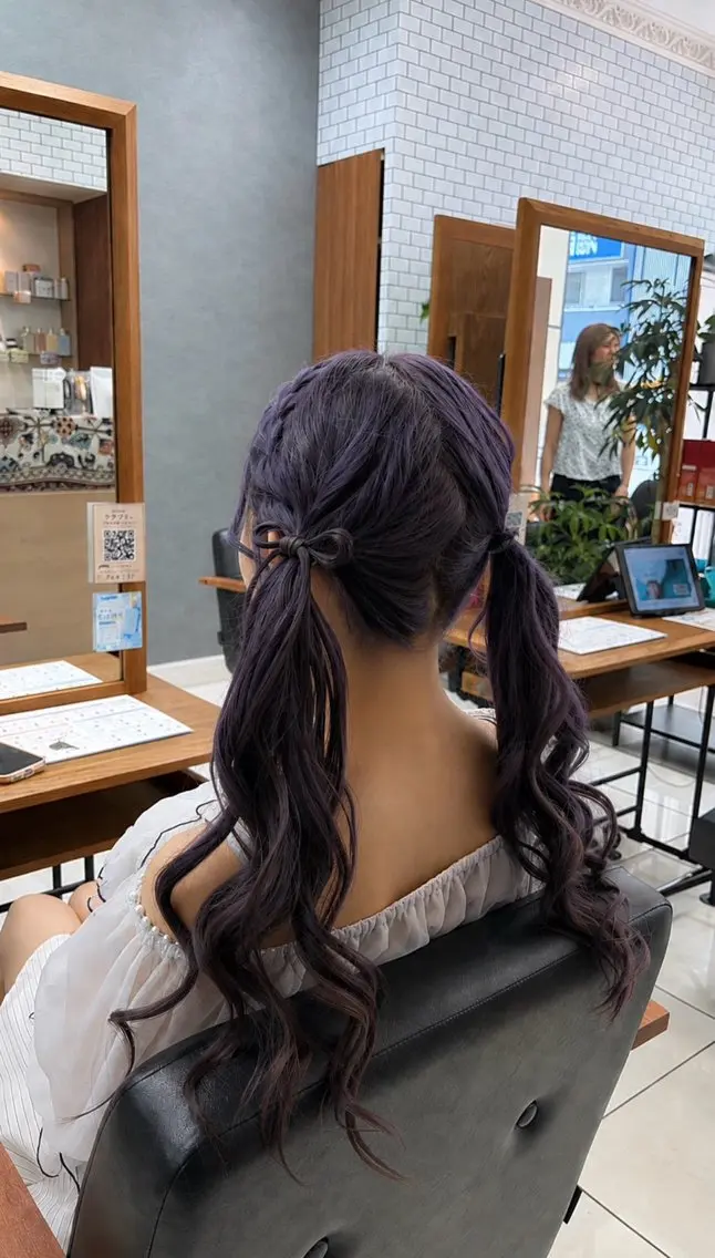 ヘアアレンジ ヘアセット/艶カラー emi🍒のヘアスタイル