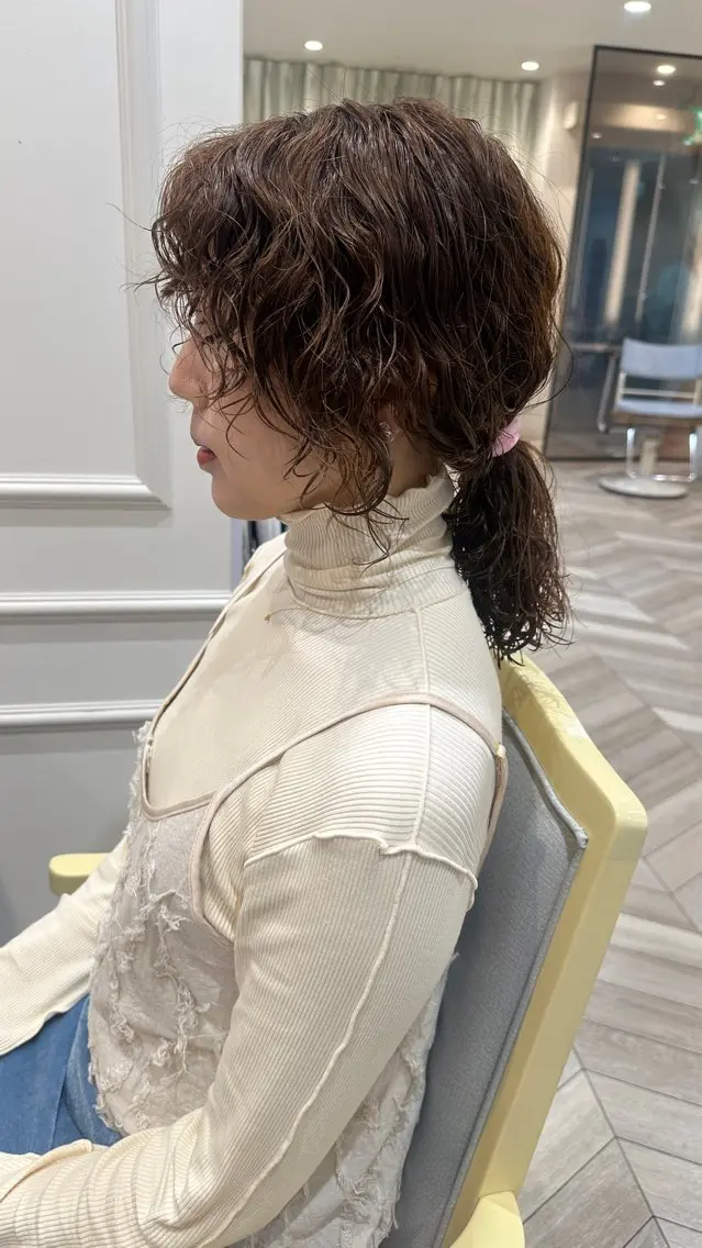 パーマ スパイラルパーマ 小顔レイヤー/ ベージュ🤍Rieのヘアスタイル