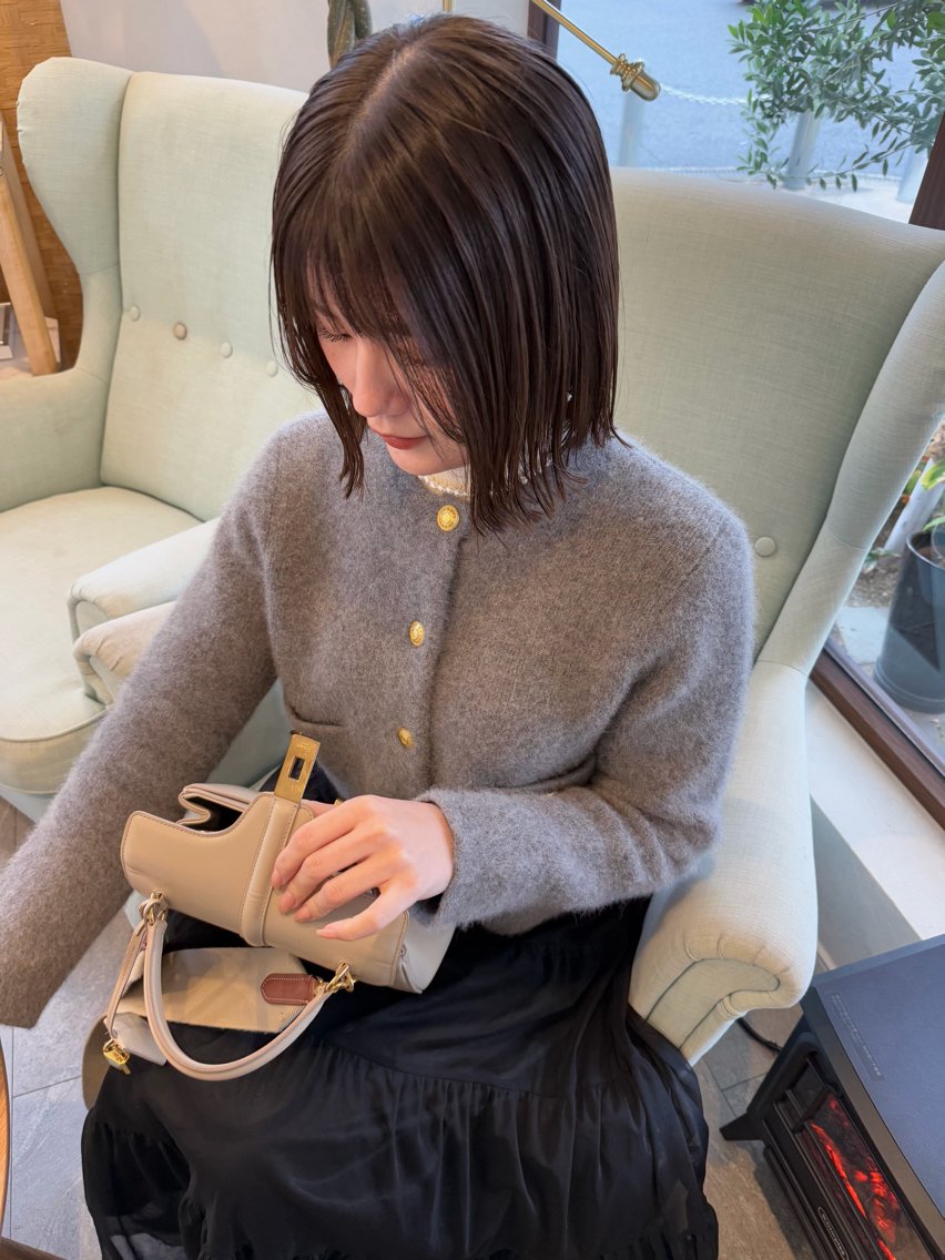 カラー 水谷 明日葉のヘアスタイル