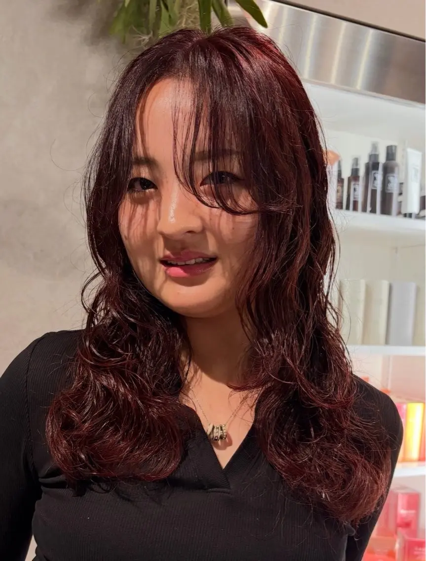 ロング カラー ブラウンカラー レッドカラー レッドブラウン ヘアカラー 透明感カラー🫧🎀 まりなのヘアスタイル