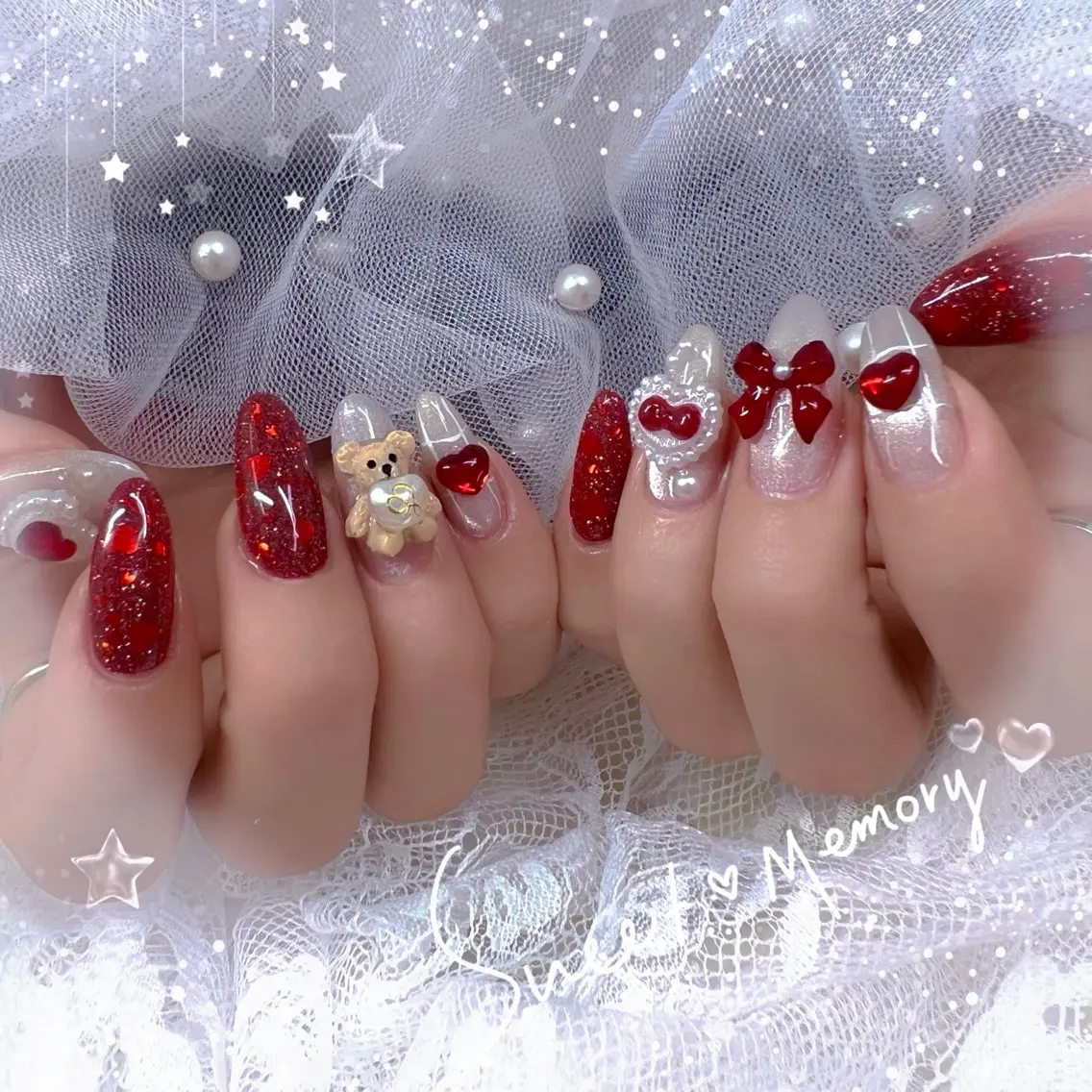 ネイル チークネイル フレンチネイル ガーリー ガラスフレンチ グラデーション ハンドネイル ハンドケア Chill Nailsalonのネイルデザイン