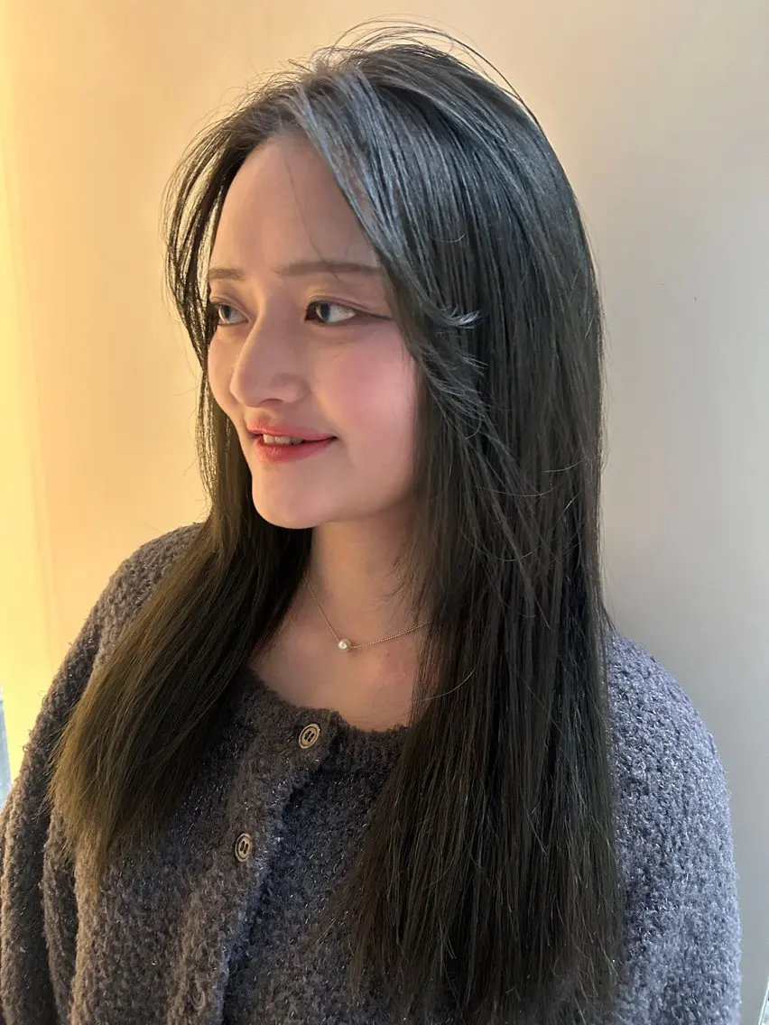 ロング カラー 透明感カラー ヘアカラー 髙林 優衣のヘアスタイル