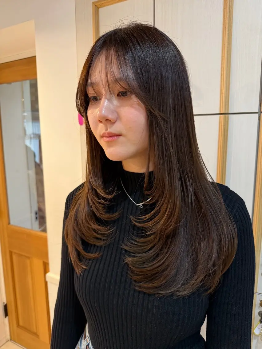 ロング ロングレイヤー レイヤーカット ロング レイヤーカット 木村詩織のヘアスタイル