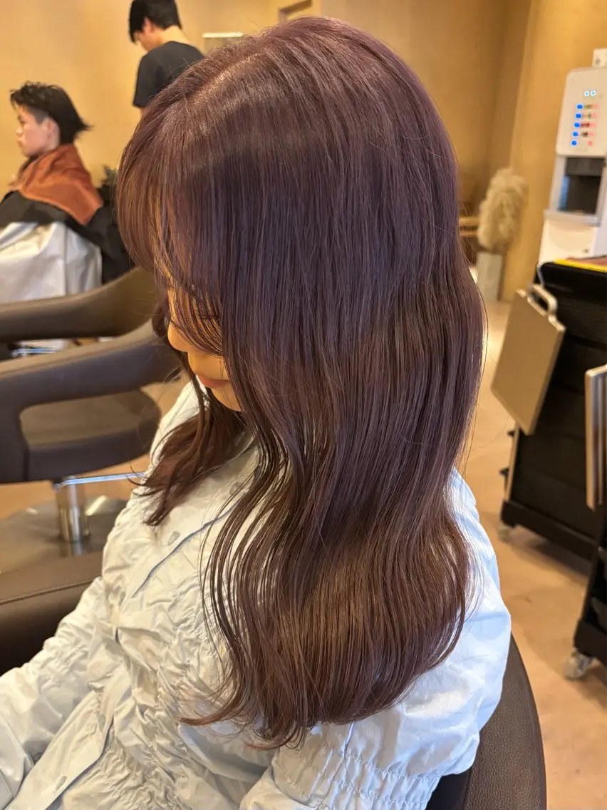 ロング カラー ベージュカラー ブリーチ ラベンダーカラー ラベンダーベージュ トリートメント カット ヘアカラー 暖色カラー✨️ 門内 梨真のヘアスタイル