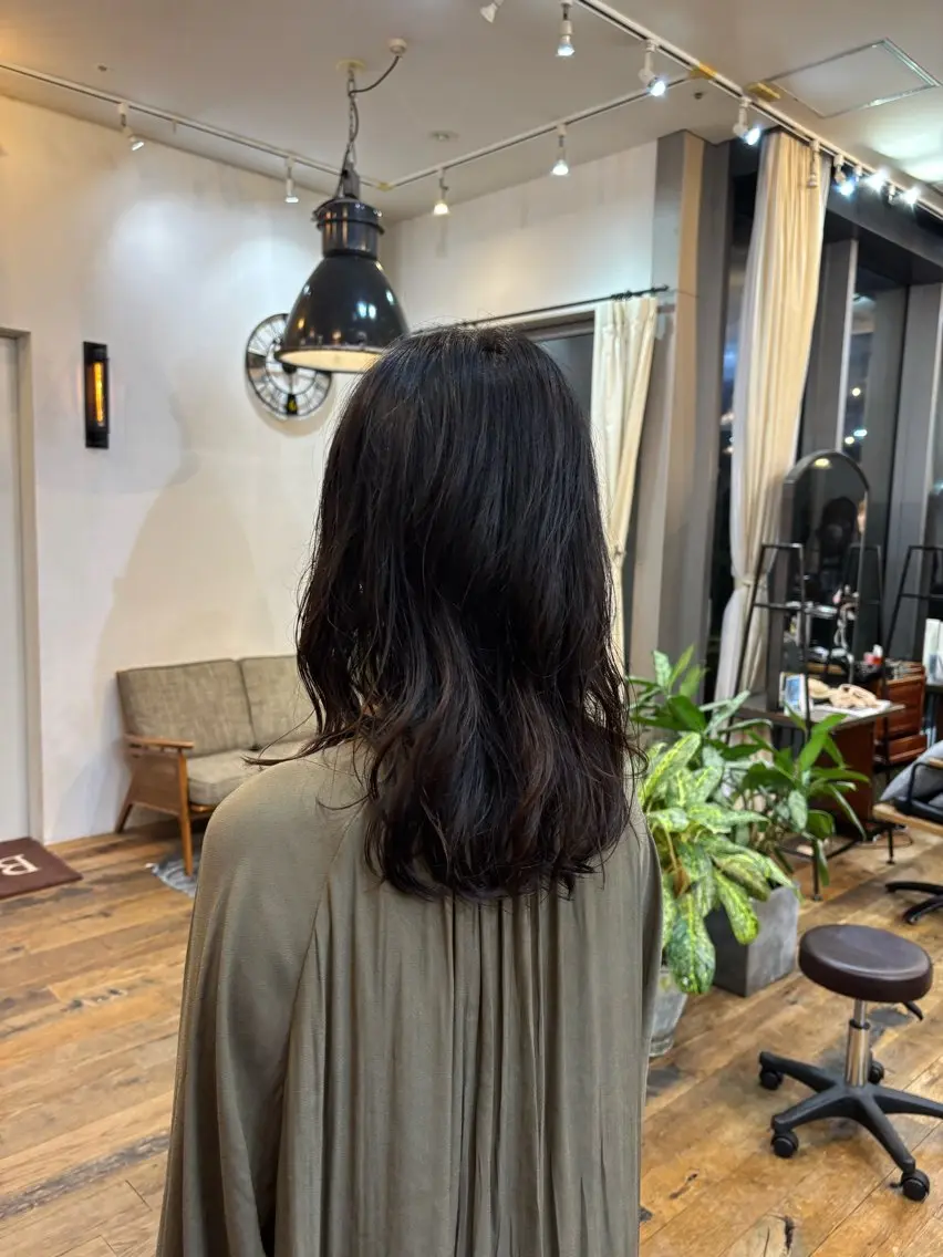 セミロング パーマ ✨艶カラー／ Maayaのヘアスタイル