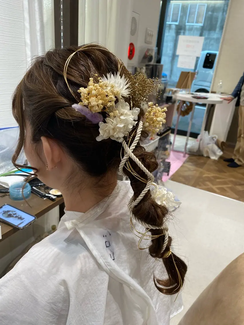 ロング ヘアアレンジ 成人式 卒業式のヘアスタイル ヘアセット Hiroshi ヒロシのヘアスタイル
