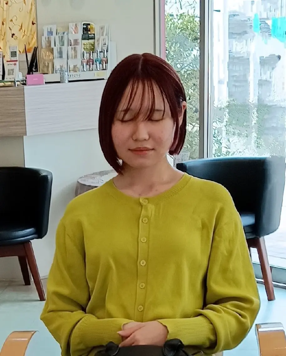 ショート 前下がりボブ ボブ シースルーバング 小顔カット カット ヘアカラー ショート/似合わせ みやじまのヘアスタイル