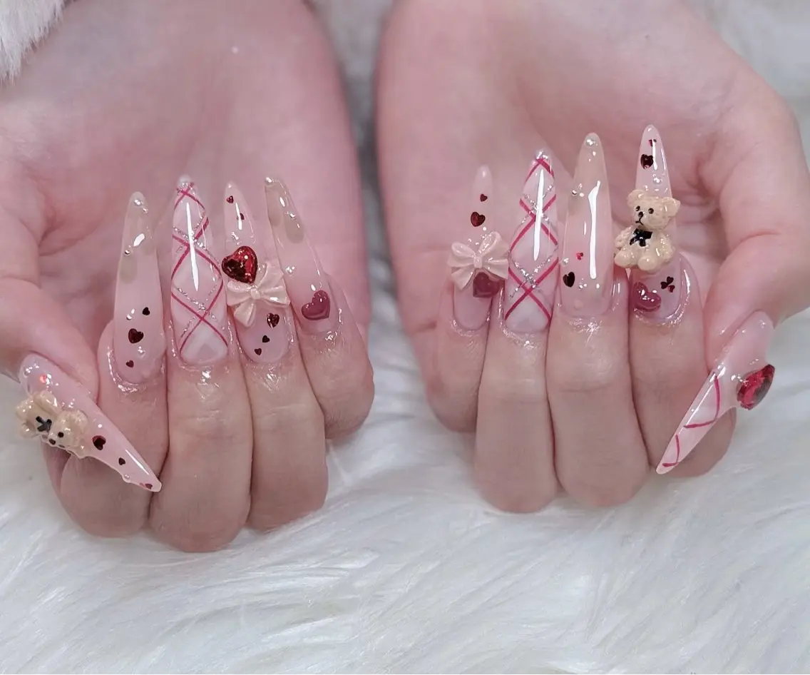 ネイル アートネイル オーロラネイル ジェルネイル 韓国ネイル ロングネイル ハンドネイル Nichi Nailsのネイルデザイン